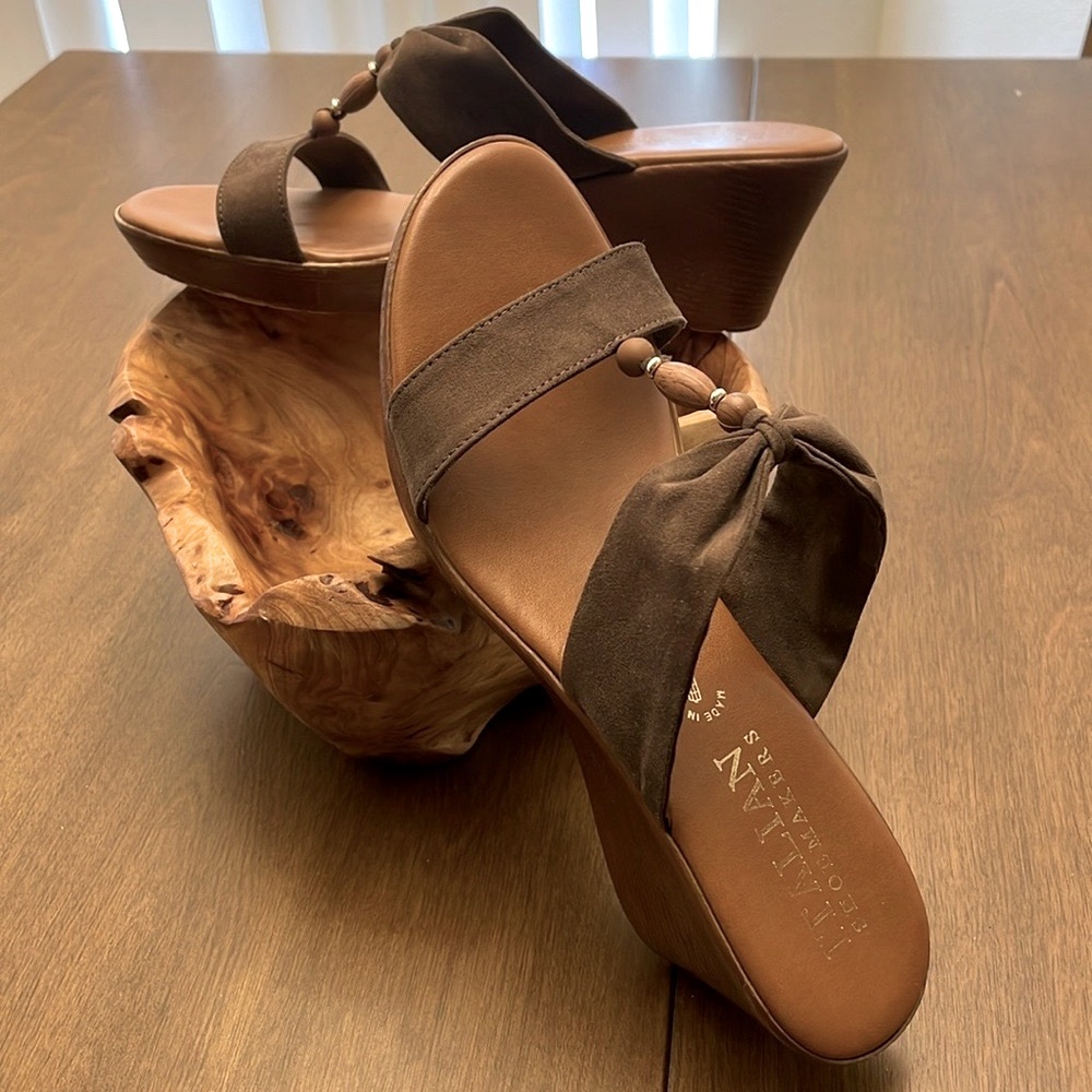 Women’s 9.5 “Lori” Italian Shoemakers Slip-on Wedge Sandals